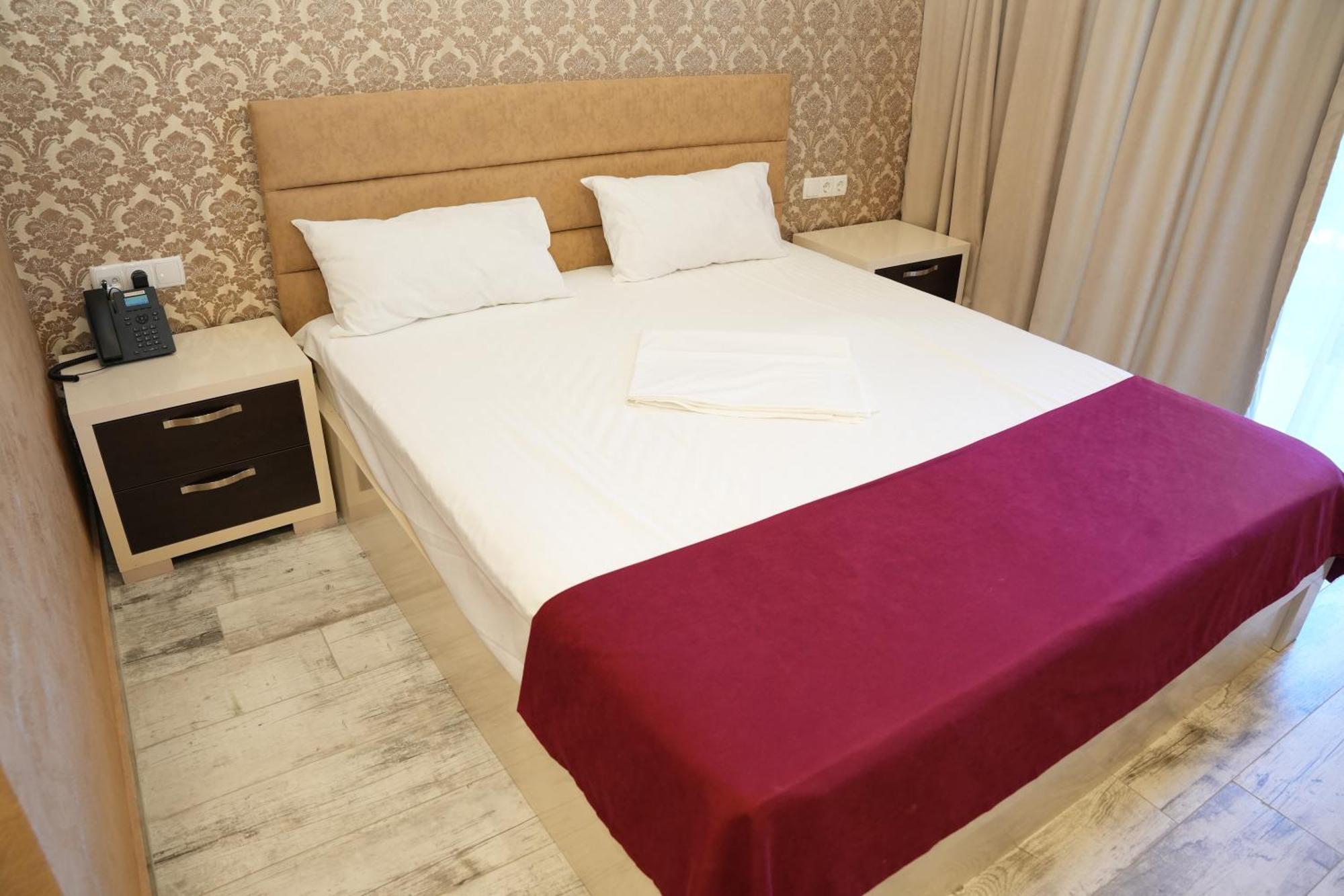 Sierra Hotel Tbilisi Exteriör bild