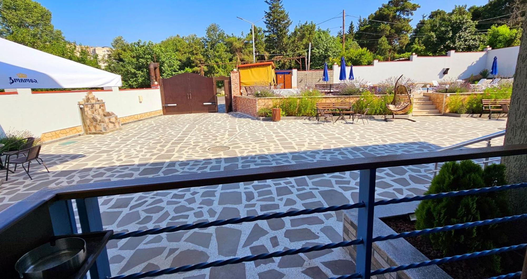 Sierra Hotel Tbilisi Exteriör bild