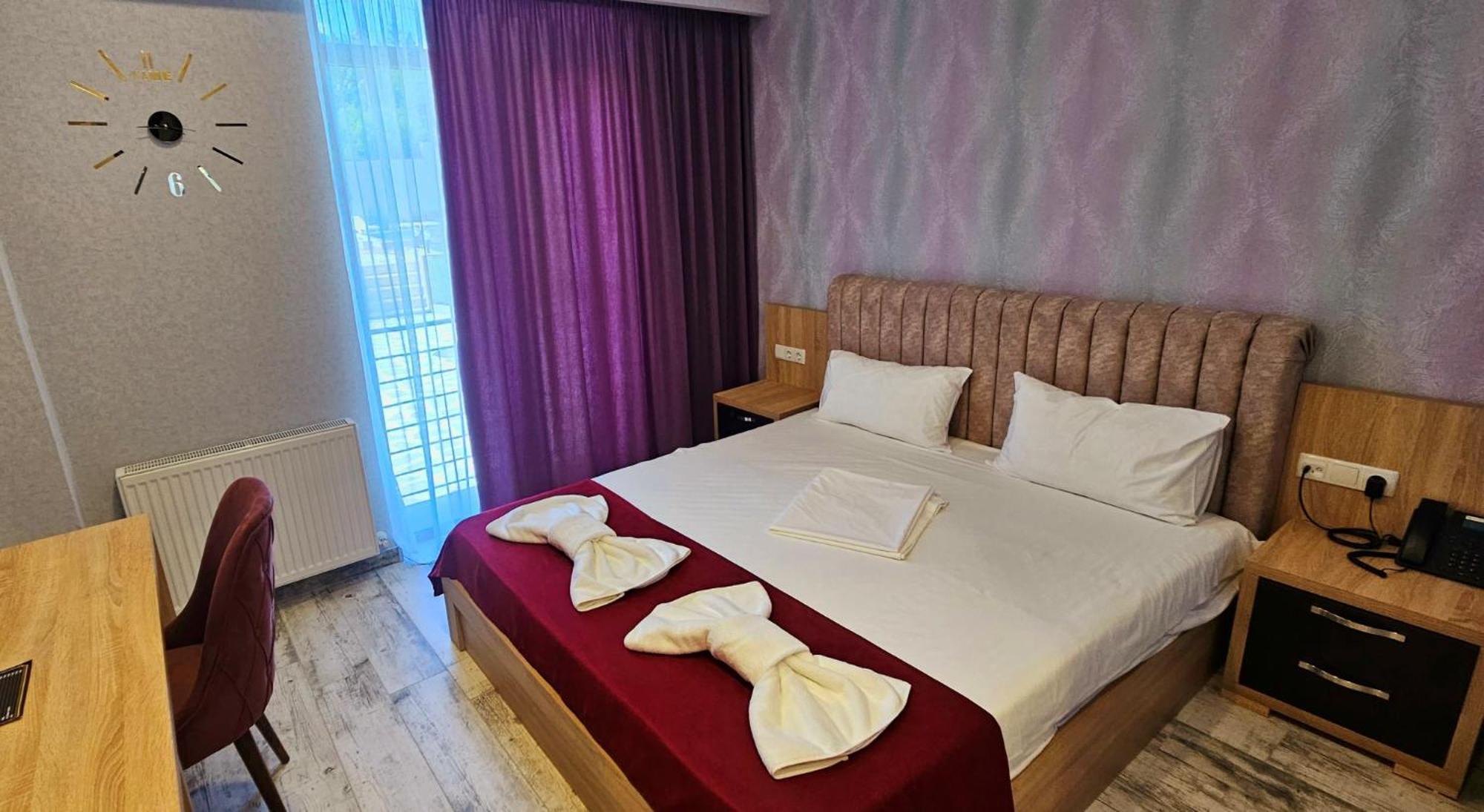 Sierra Hotel Tbilisi Exteriör bild