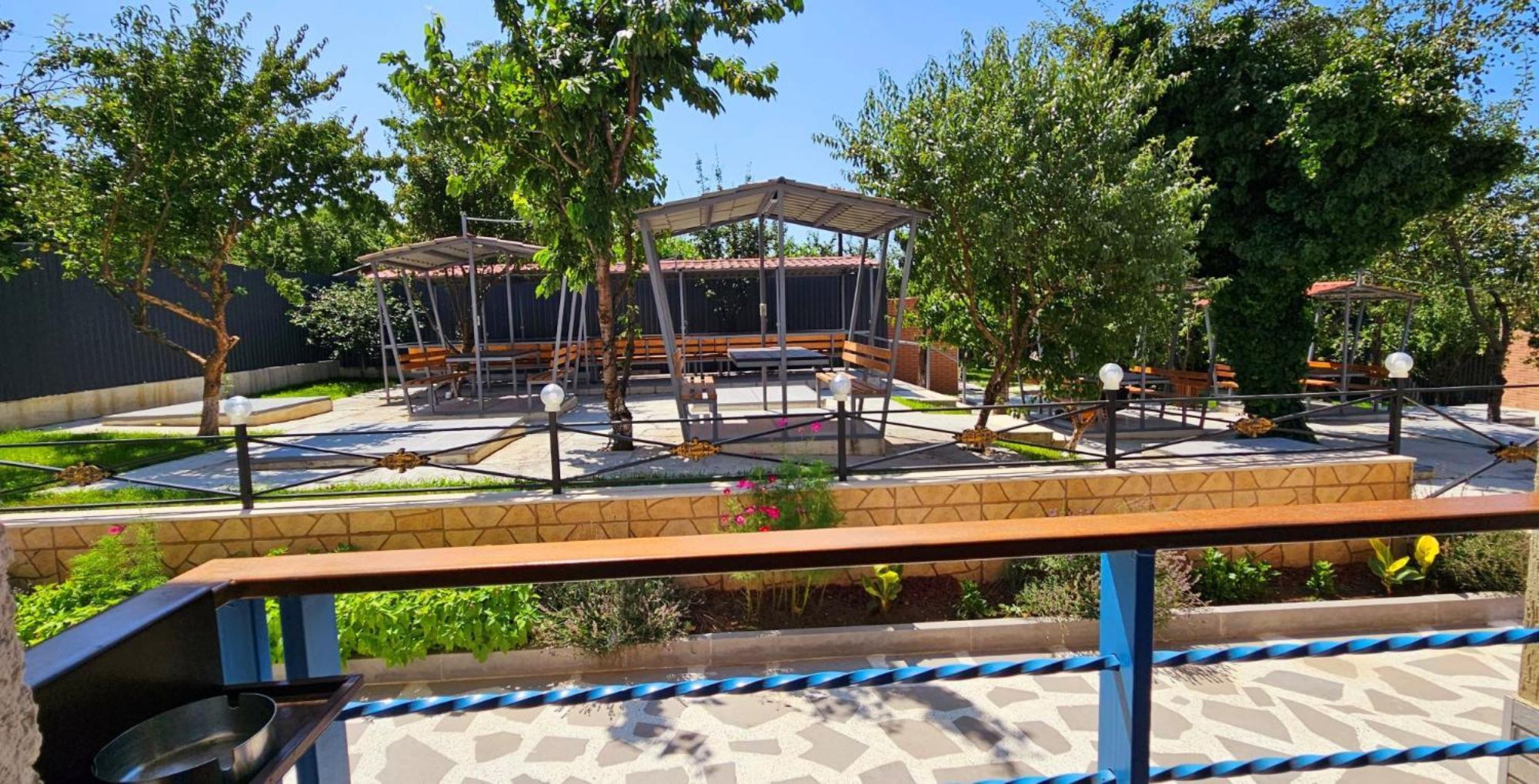 Sierra Hotel Tbilisi Exteriör bild